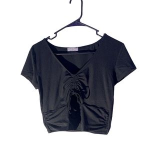 Black cropped shirt with stomach hole